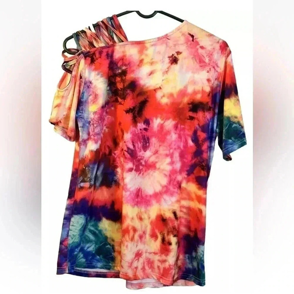 NWOT Rainbow Tie Dye T-Shirt Size Medium Gorgeous
Gay Pride LGBT - Picture 2 of 4